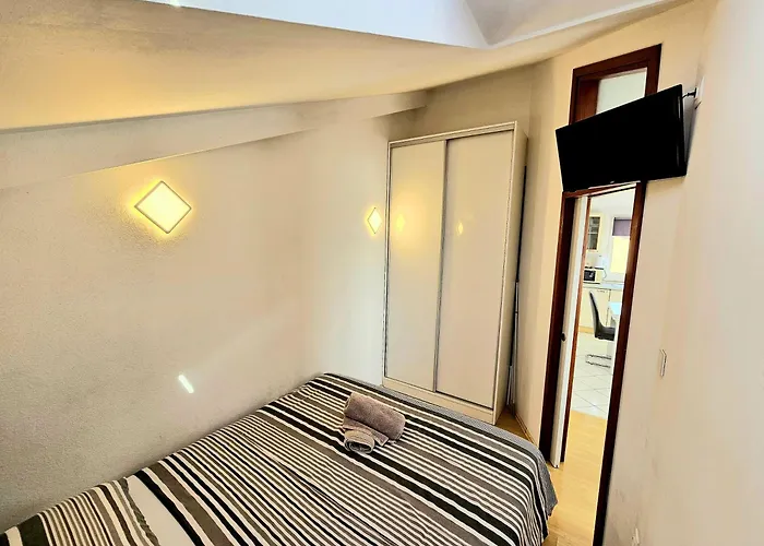 Zara דירה ביוגראד נה מורו